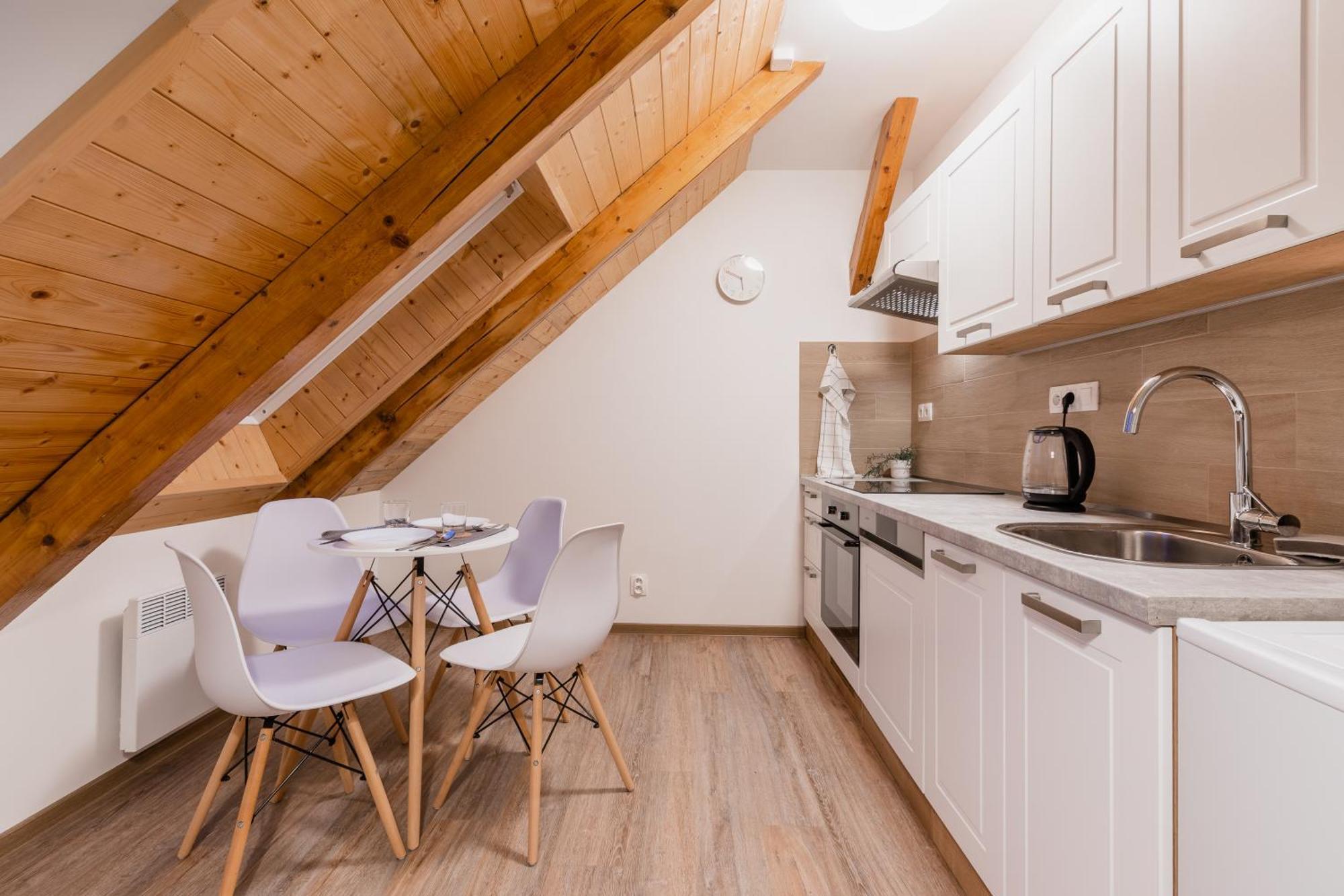 Romanticky Loft Parking U Hlavniho Nadrazi Olomouc Extérieur photo