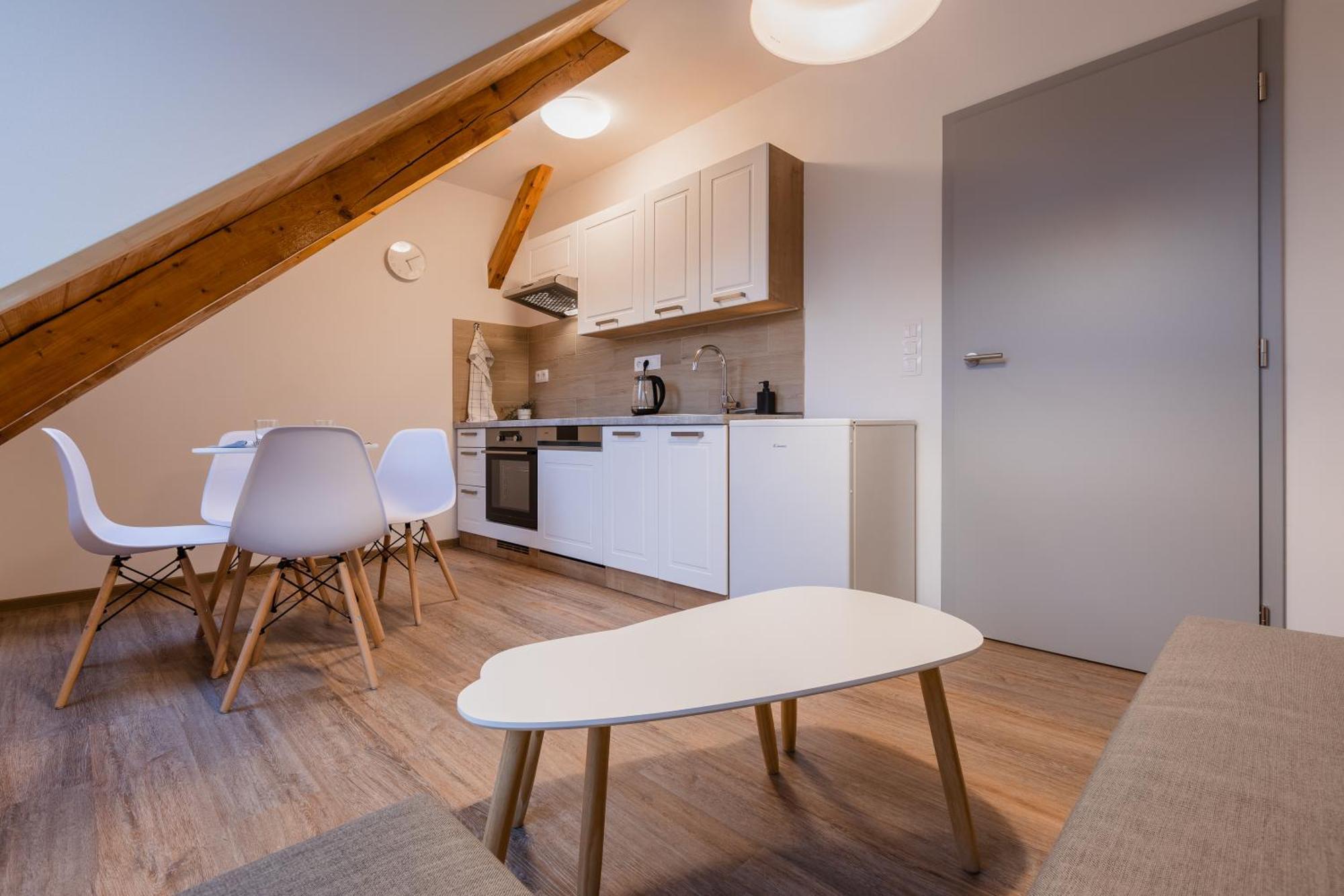 Romanticky Loft Parking U Hlavniho Nadrazi Olomouc Extérieur photo